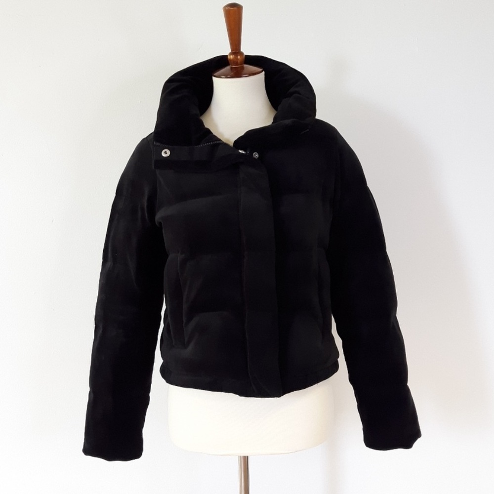 Abercrombie | Velvet Mini Puffer Coat, Jacket in Black